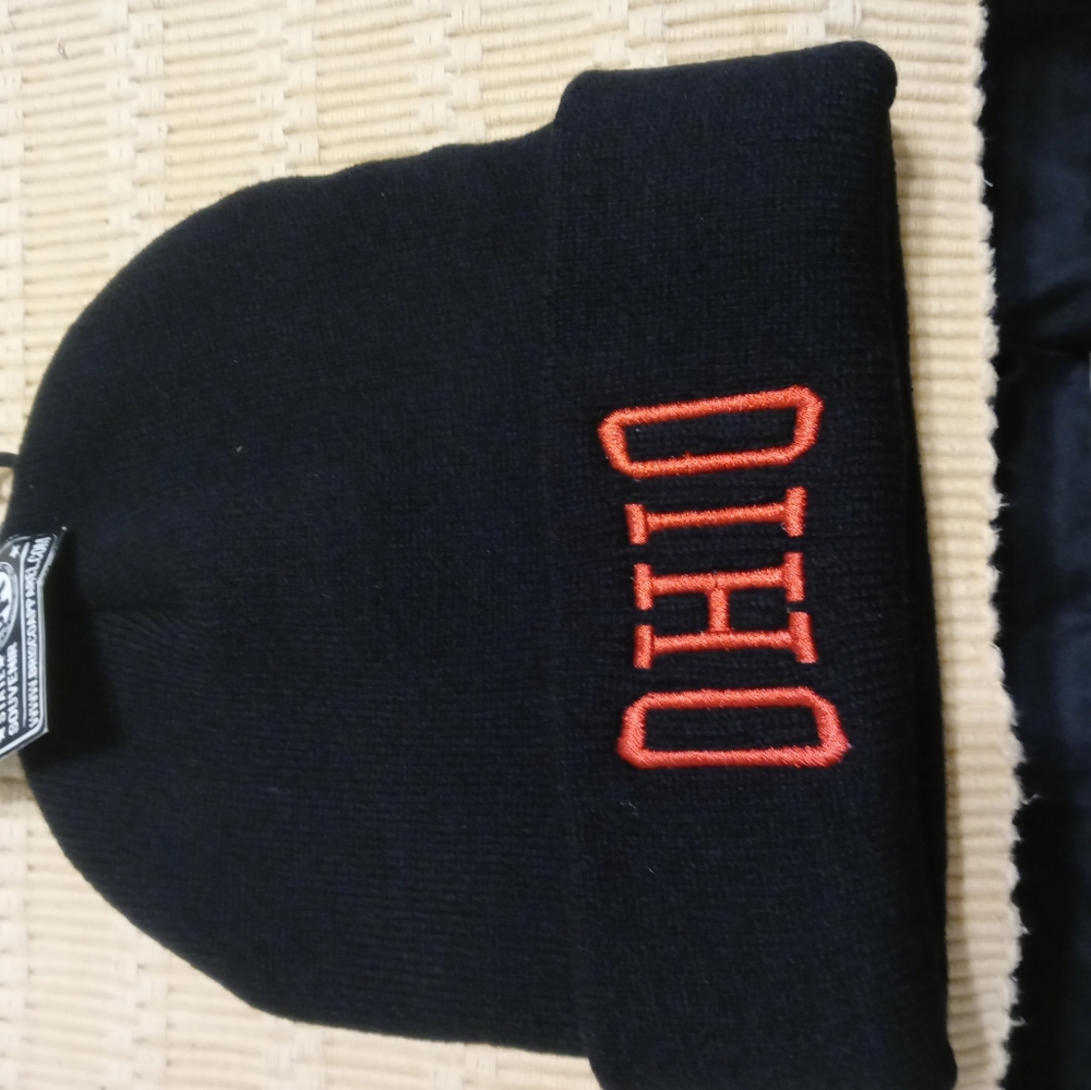 NWT OHIO Toboggan Hat